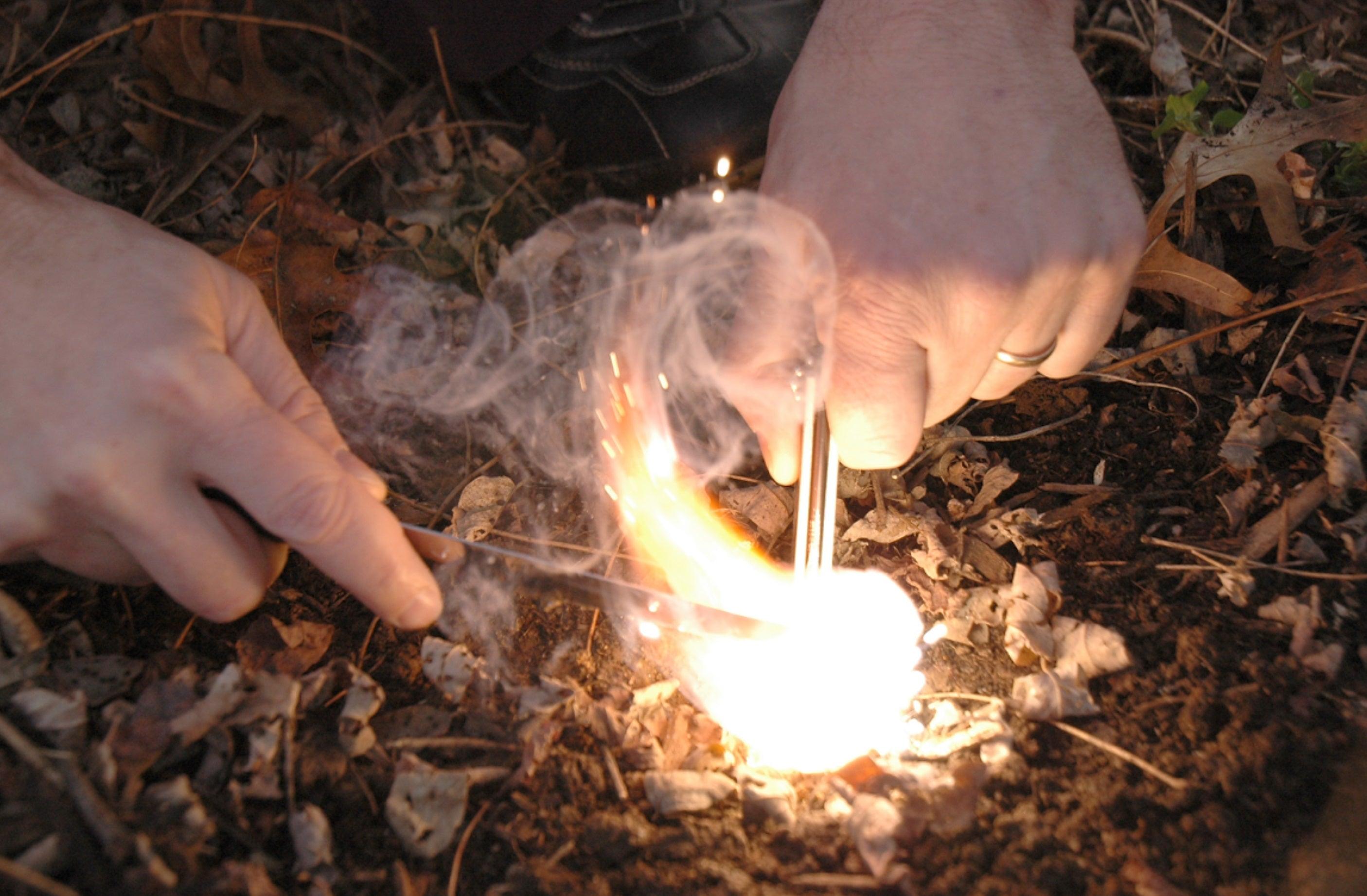 Tennstål Magnesium FIRESTARTER - Friluftsliv