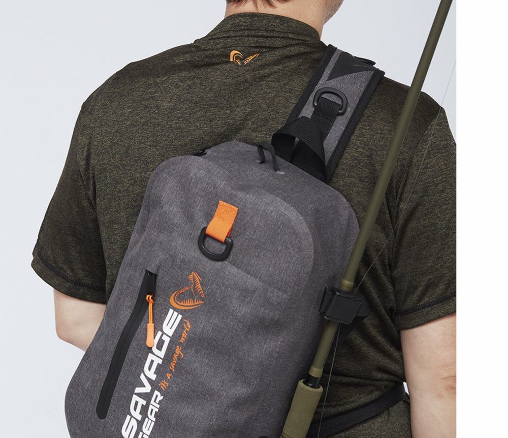 AW SLING RUCKSACK 39X25X13CM 13L | SavageGear - Flue.no - Fiskeutstyr