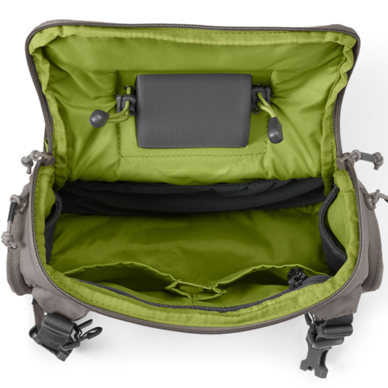 Orvis fiskeveske Chest Hip PACK - Flue.no - Fiskeutstyr