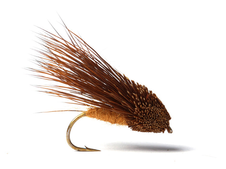 Streaking Caddis Golden Brown - Flue.no - Fiskefluer